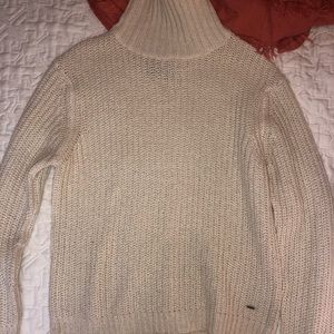 Oversized turtle neck